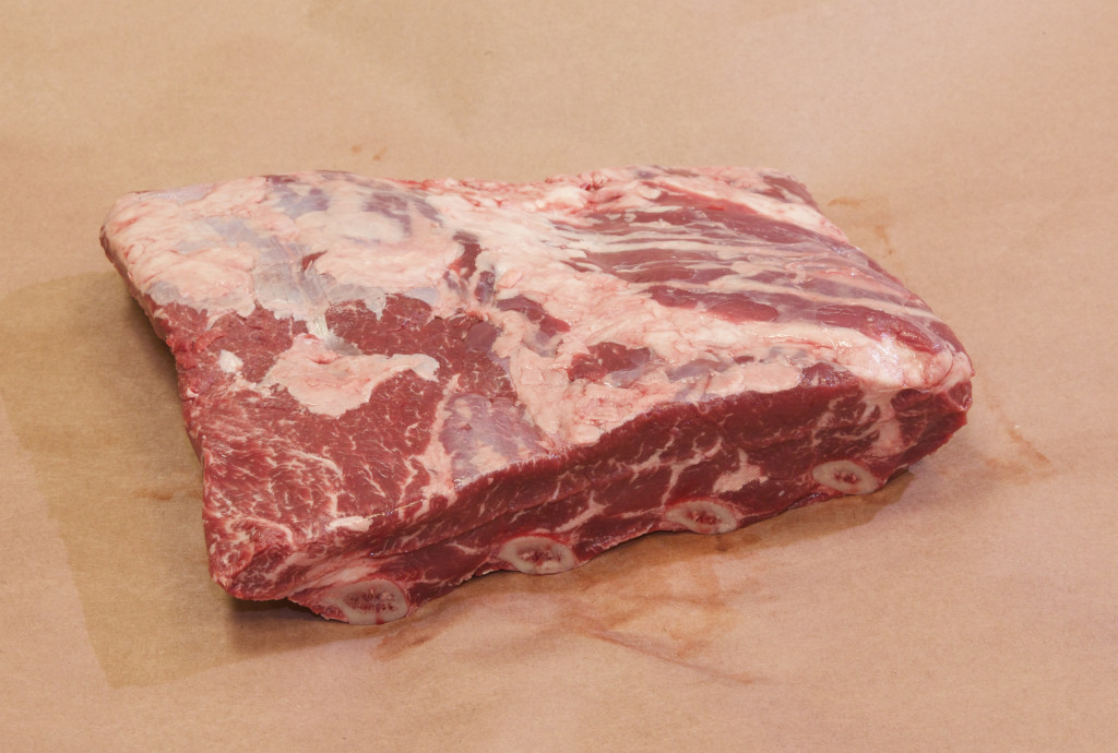 Lateral view of 130 Beef Chuck Short Ribs